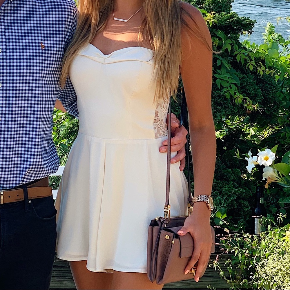 CREAM GUESS ROMPER - Picture 2 of 4